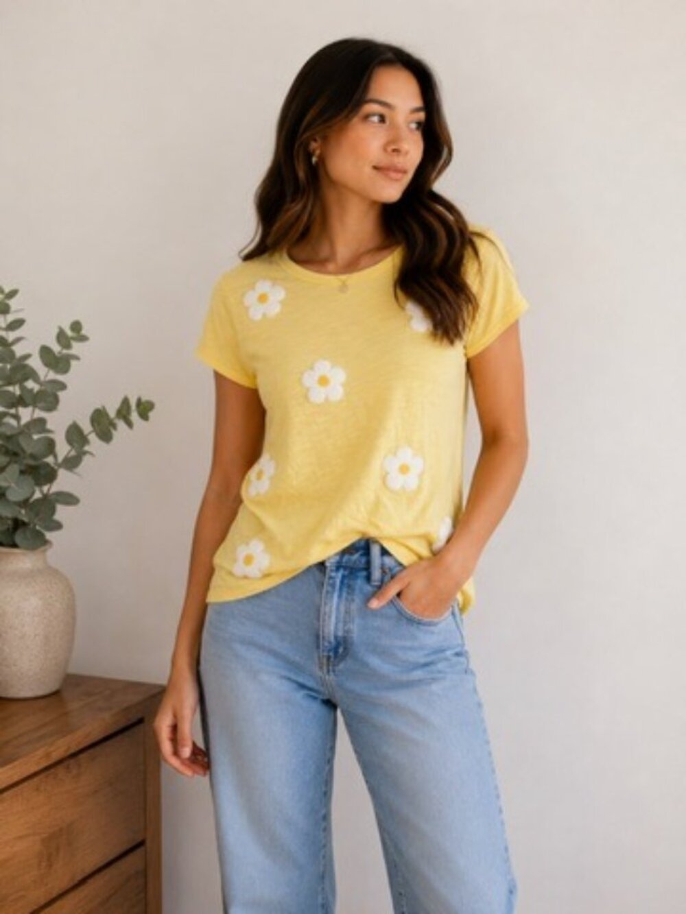 Cupio Yellow Daisy Short Sleeve Tee